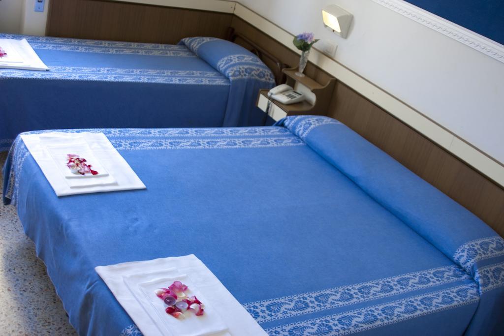 Hotel Niagara ماروتّا الغرفة الصورة