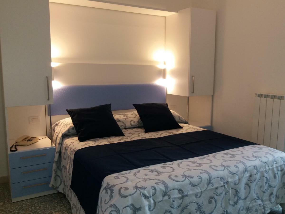Hotel Niagara ماروتّا المظهر الخارجي الصورة